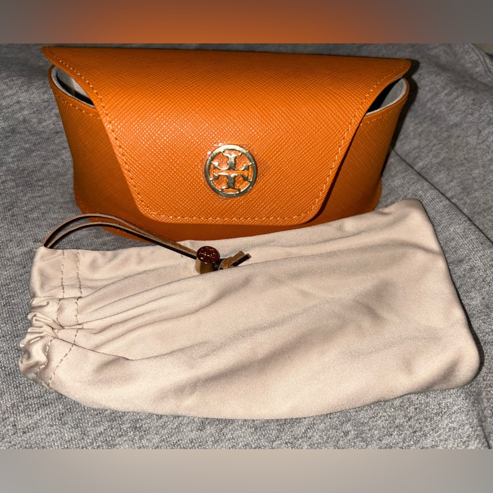 Tory Burch Black Sunglasses - Picture 6 of 8